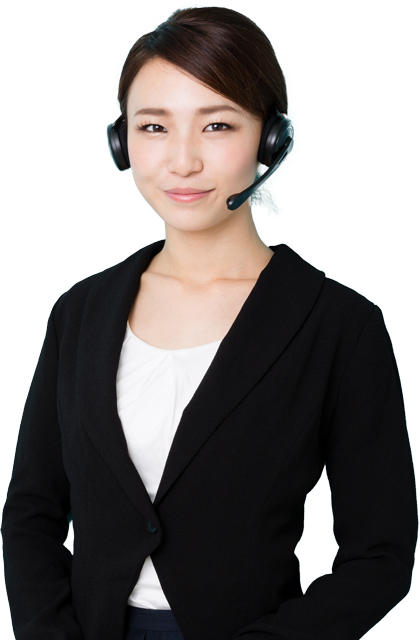 家族葬の四季風スタッフが親身に電話対応している様子